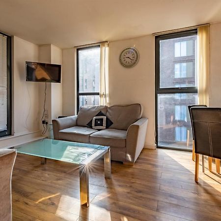 Skyline Tower Apartment Manchester Exterior photo